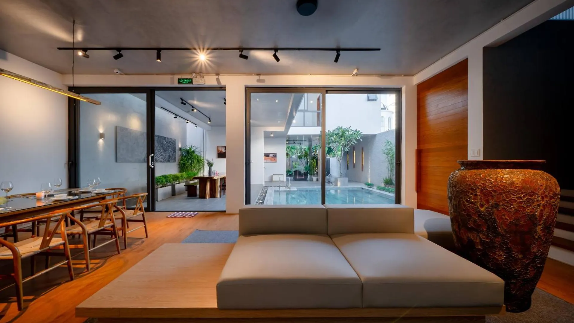 Sila Prana Villa - Luxury Private 8Brs Pool Villa Da Nang Beach Vietnam