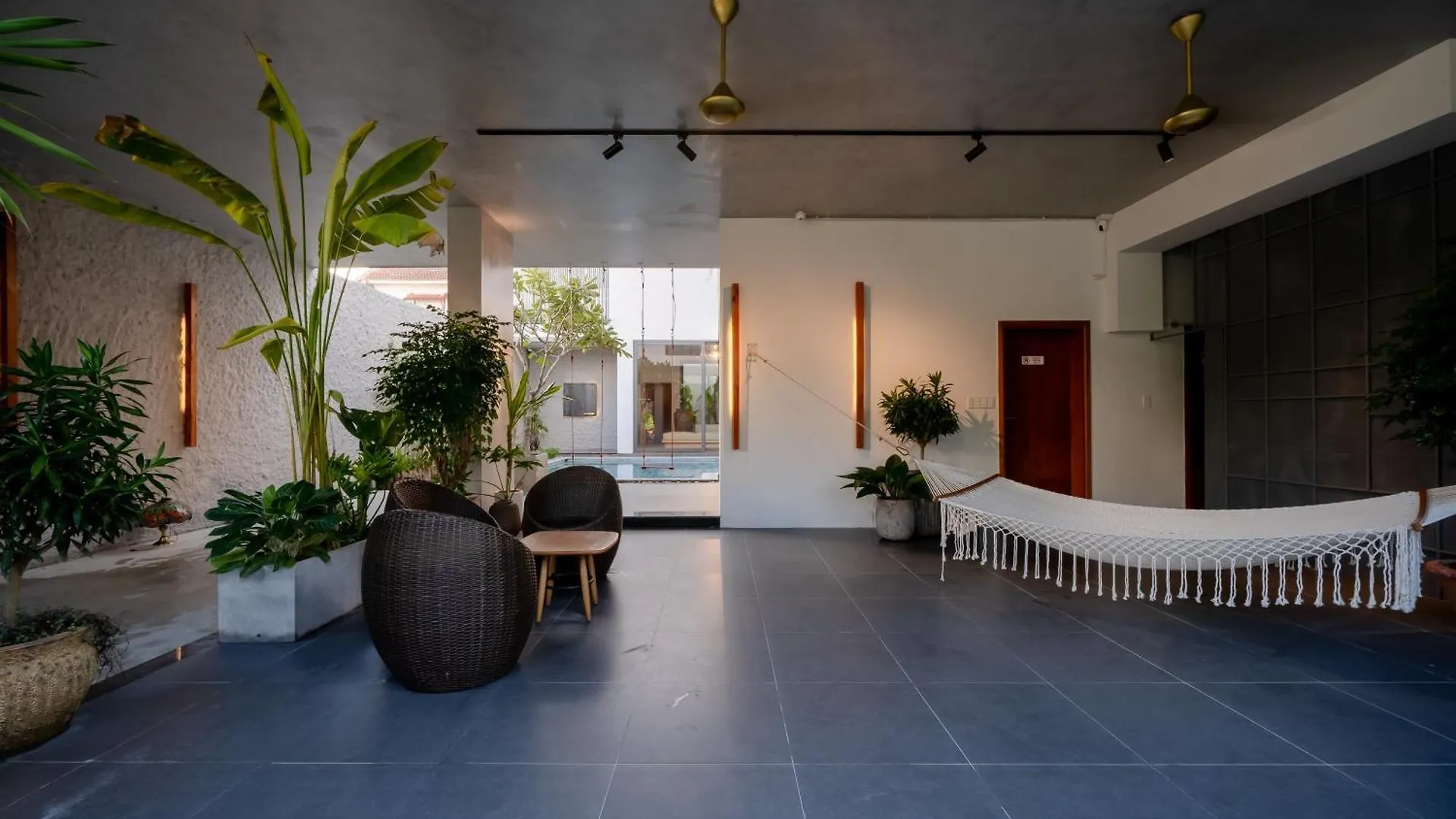 Sila Prana Villa - Luxury Private 8Brs Pool Villa Da Nang Beach 0*,  Vietnam