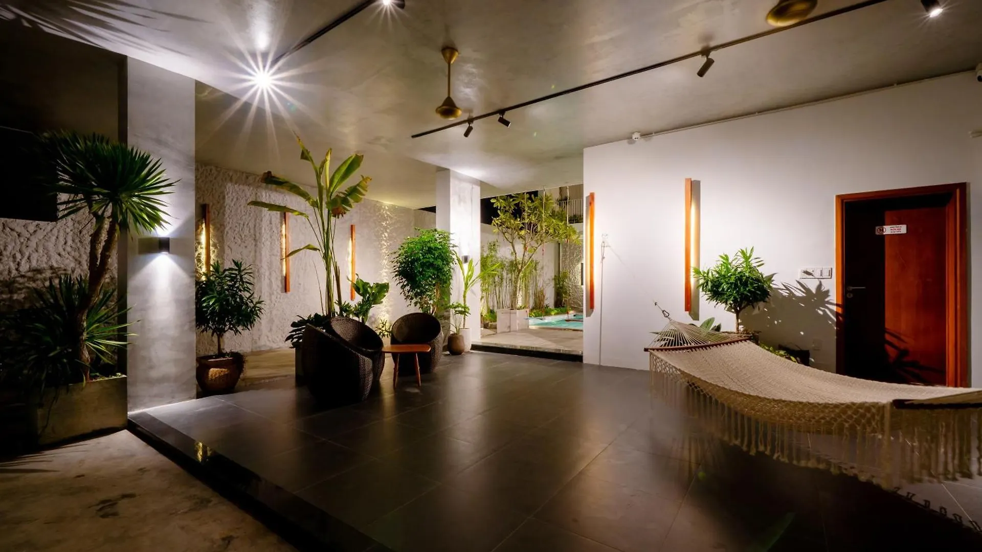 Sila Prana Villa - Luxury Private 8Brs Pool Villa Da Nang Beach 0*,  Vietnam