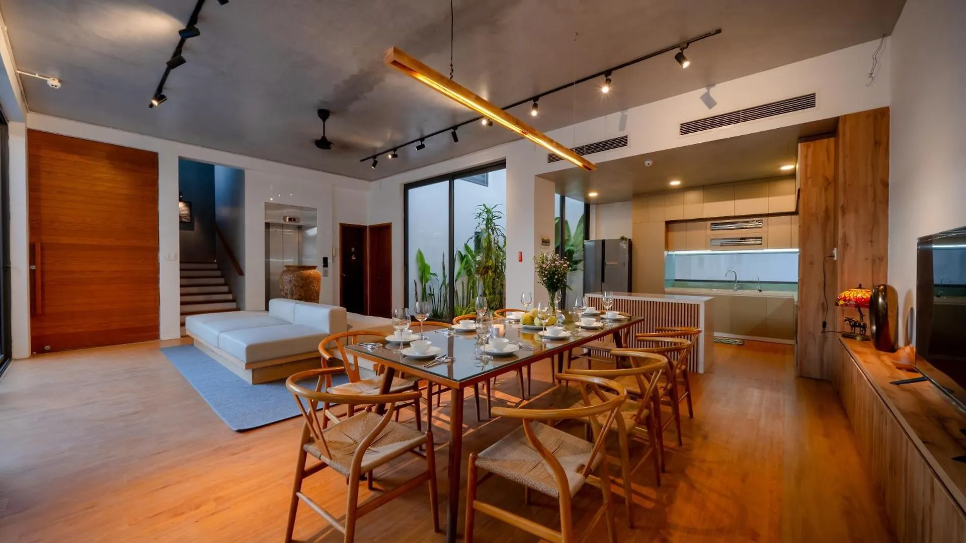 Sila Prana Villa - Luxury Private 8Brs Pool Villa Da Nang Beach Vietnam