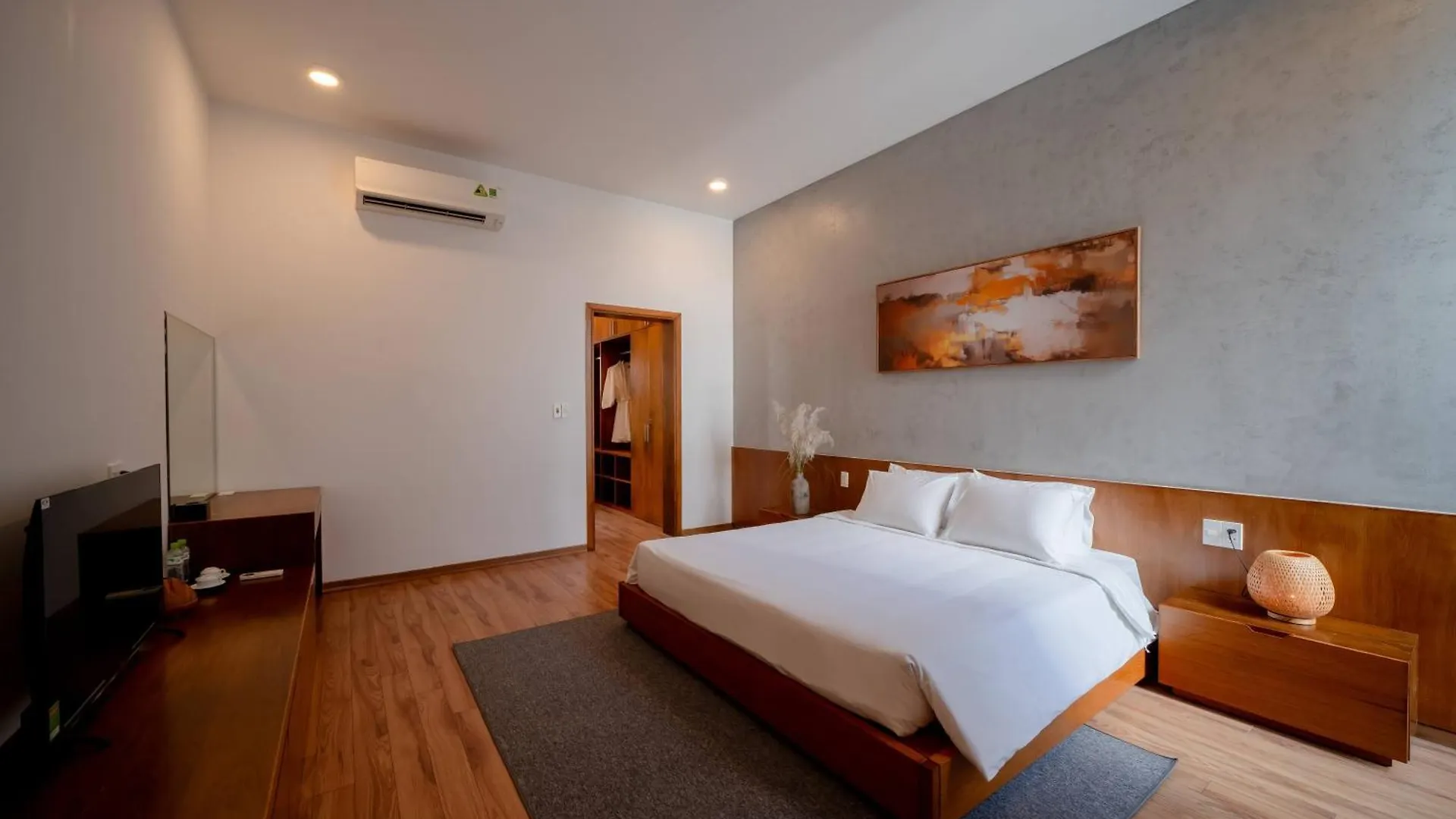 Sila Prana Villa - Luxury Private 8Brs Pool Villa Da Nang Beach 0*,