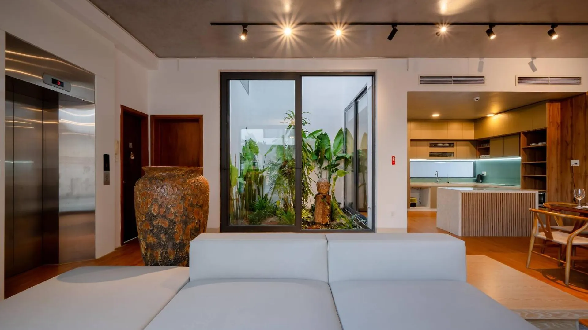Sila Prana Villa - Luxury Private 8Brs Pool Villa Da Nang Beach