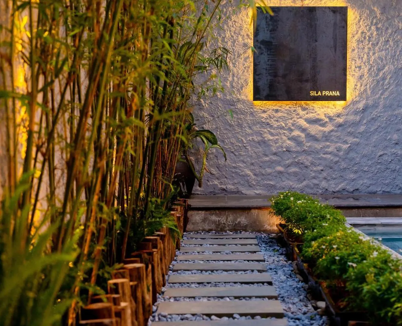 Sila Prana Villa - Luxury Private 8Brs Pool Villa Da Nang Beach 0*,  Vietnam